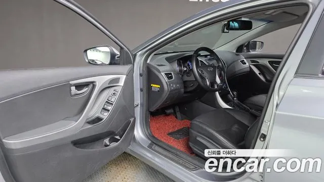 Hyundai Avante 2015 thumb 10