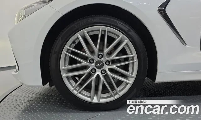 Genesis G70 2019 thumb 4
