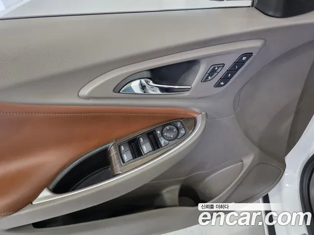 ChevroletGMDaewoo Malibu 2018 thumb 10