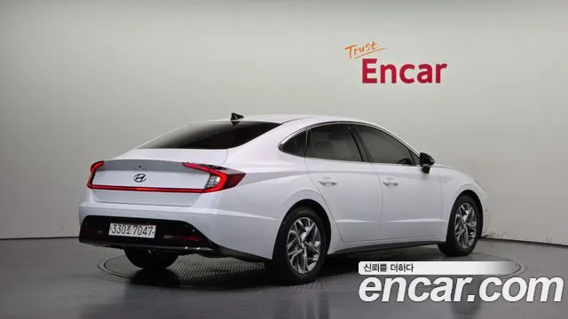 Hyundai Sonata 2023 thumb 2