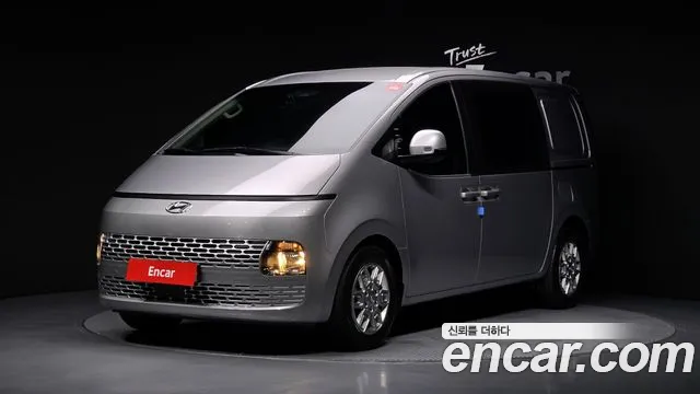 Hyundai Staria 2023 thumb 12