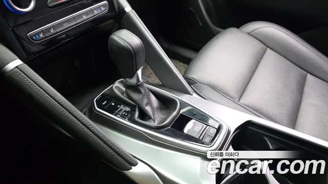 Renault-KoreaSamsung Koleos 2022 thumb 8