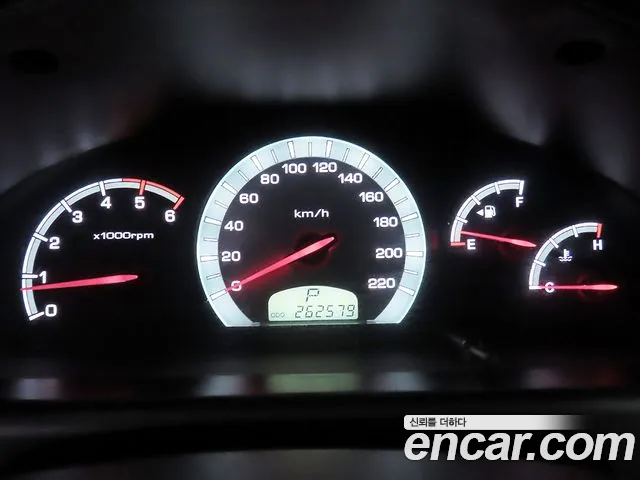 KG_Mobility_Ssangyong Rexton 2013 thumb 8