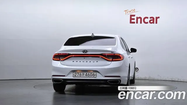 Hyundai Grandeur 2017 thumb 4