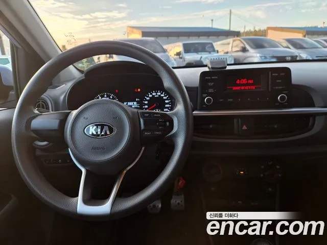 Kia Morning 2018 thumb 8