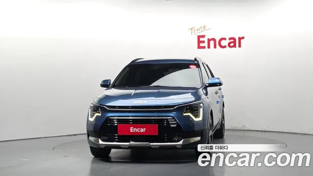 Kia Niro 2022 thumb 3