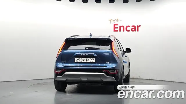 Kia Niro 2022 thumb 4