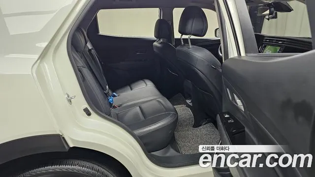 KG_Mobility_Ssangyong KORANDO 2022 thumb 10