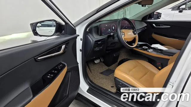 Kia EV6 2023 thumb 10