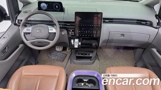 Hyundai Staria 2022 thumb 6