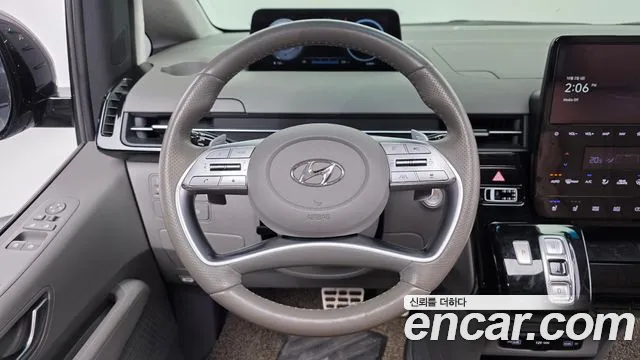Hyundai Staria 2022 thumb 12