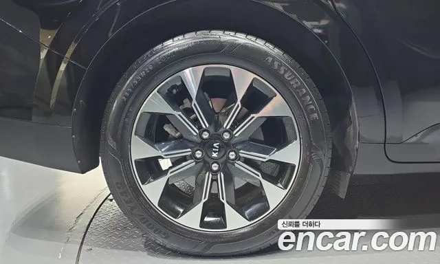 Kia Carnival 2020 thumb 4
