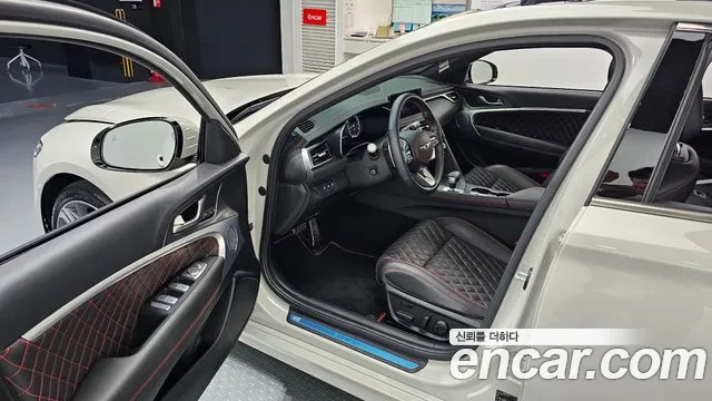 Genesis G70 2024 thumb 10