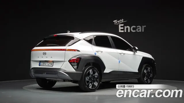 Hyundai Kona 2023 thumb 2