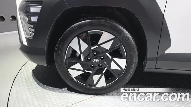 Hyundai Kona 2023 thumb 5