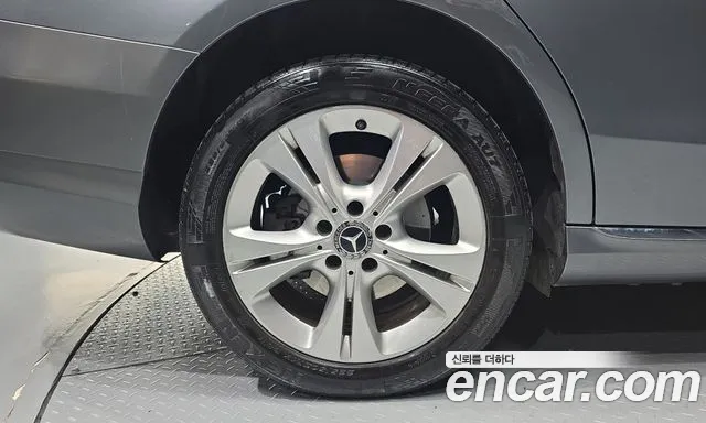 Mercedes-Benz C-Класс 2018 thumb 4
