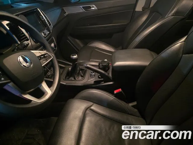 KG_Mobility_Ssangyong Rexton 2018 thumb 7