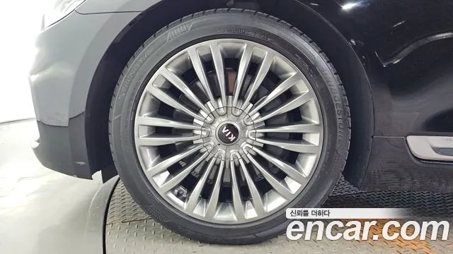 Kia K9 2018 thumb 5