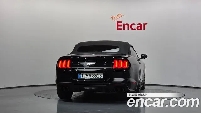 Ford Mustang Mach-E 2022 thumb 4