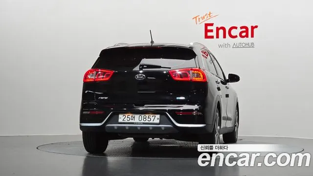 Kia Niro 2016 thumb 4