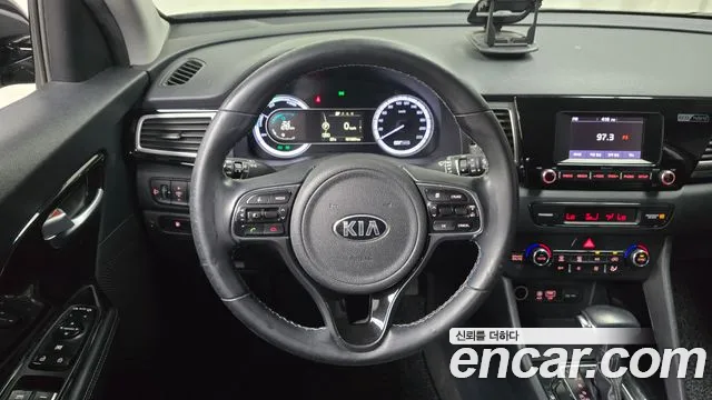 Kia Niro 2016 thumb 12