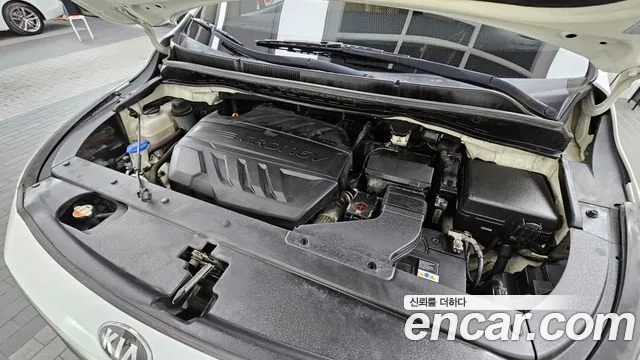 Kia Carnival 2018 thumb 6