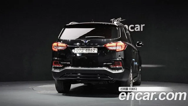KG_Mobility_Ssangyong Rexton 2017 thumb 4