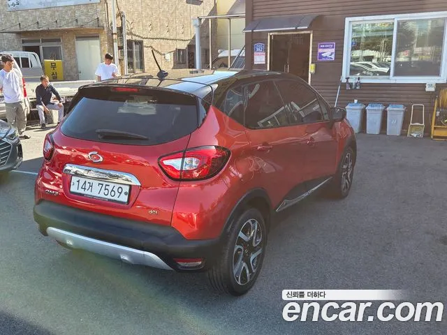 Renault-KoreaSamsung Captur 2015 thumb 6