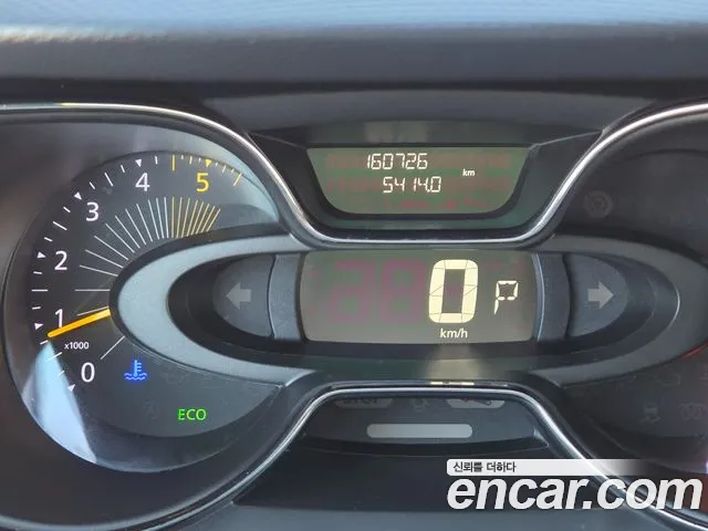 Renault-KoreaSamsung Captur 2015 thumb 8