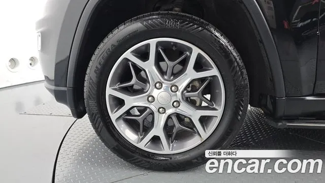 Jeep Cherokee 2020 thumb 5