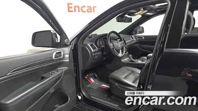 Jeep Cherokee 2020 thumb 10