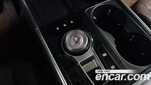 Kia Carnival 2024 thumb 9