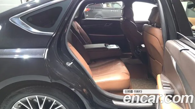 Genesis G80 2020 thumb 12