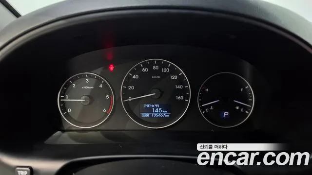 Hyundai Starex 2017 thumb 8