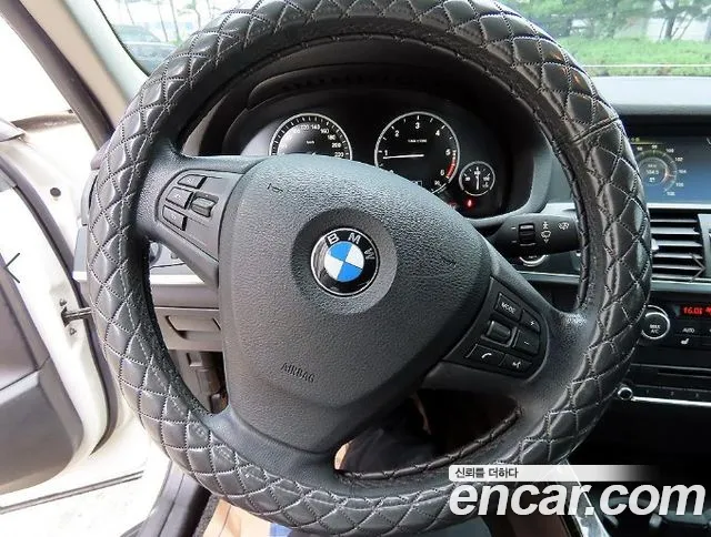 BMW X3 2014 thumb 8