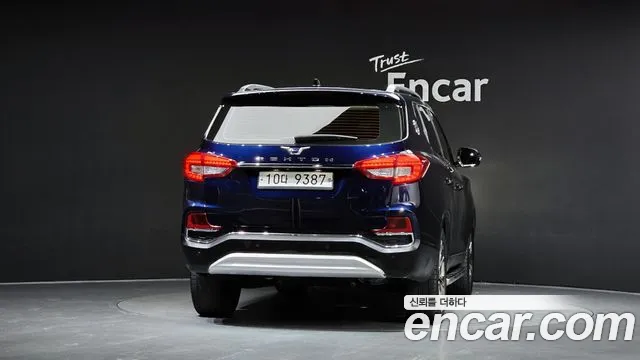 KG_Mobility_Ssangyong Rexton 2017 thumb 4