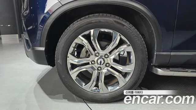 KG_Mobility_Ssangyong Rexton 2017 thumb 5