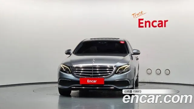 Mercedes-Benz E-Класс 2018 thumb 3