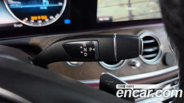 Mercedes-Benz E-Класс 2018 thumb 9