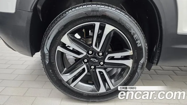 ChevroletGMDaewoo TrailBlazer 2021 thumb 5