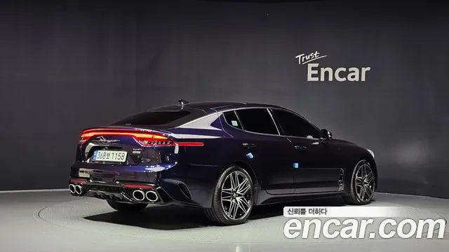 Kia Stinger 2021 thumb 2