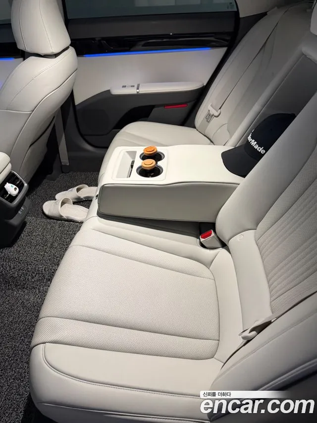 Hyundai Grandeur 2023 thumb 9