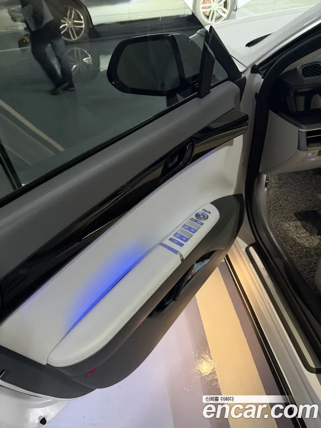 Hyundai Grandeur 2023 thumb 10