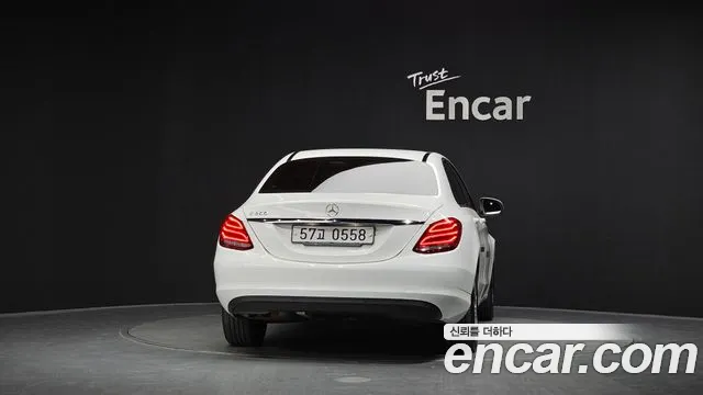 Mercedes-Benz C-Класс 2016 thumb 4