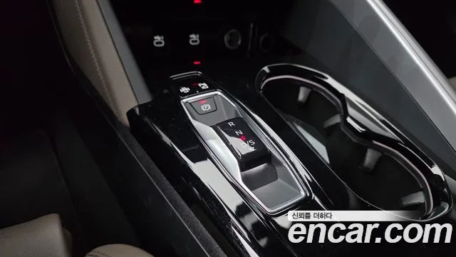 Audi Q5 2025 thumb 9