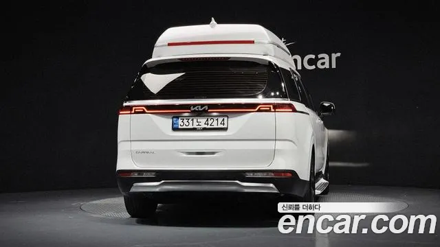 Kia Carnival 2022 thumb 4