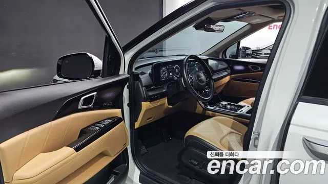 Kia Carnival 2022 thumb 10