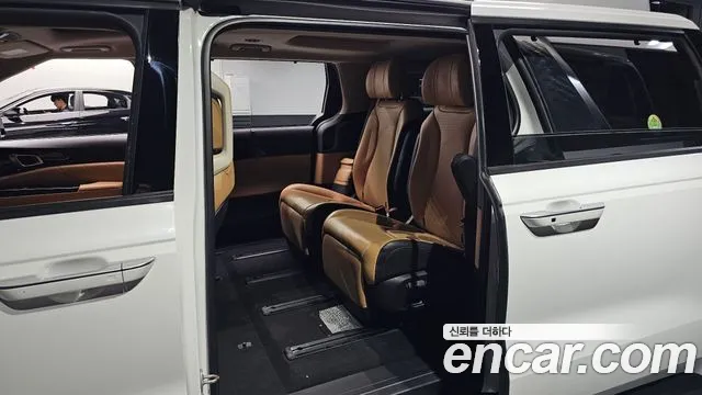 Kia Carnival 2022 thumb 12