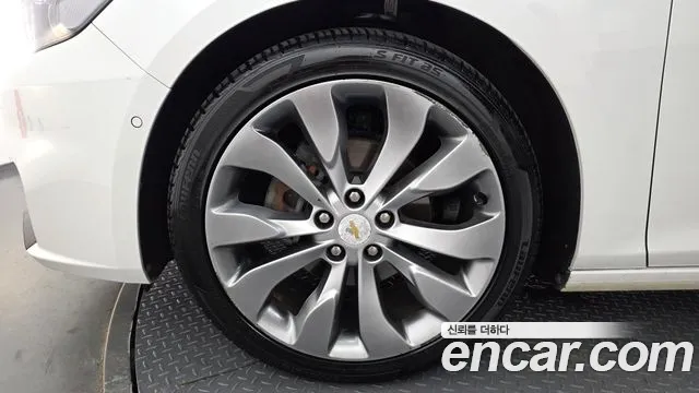 ChevroletGMDaewoo Malibu 2016 thumb 5