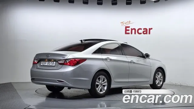 Hyundai Sonata 2009 thumb 2